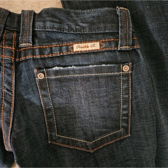 Frankie B Limited Edition Dark Wash Low Rise Bootcut Jeans Size 4 - Picture 8 of 9